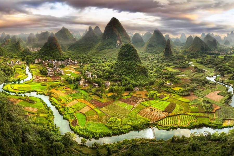 Viaje de aventura en China con paisajes naturales, montañas kársticas y grupo reducido