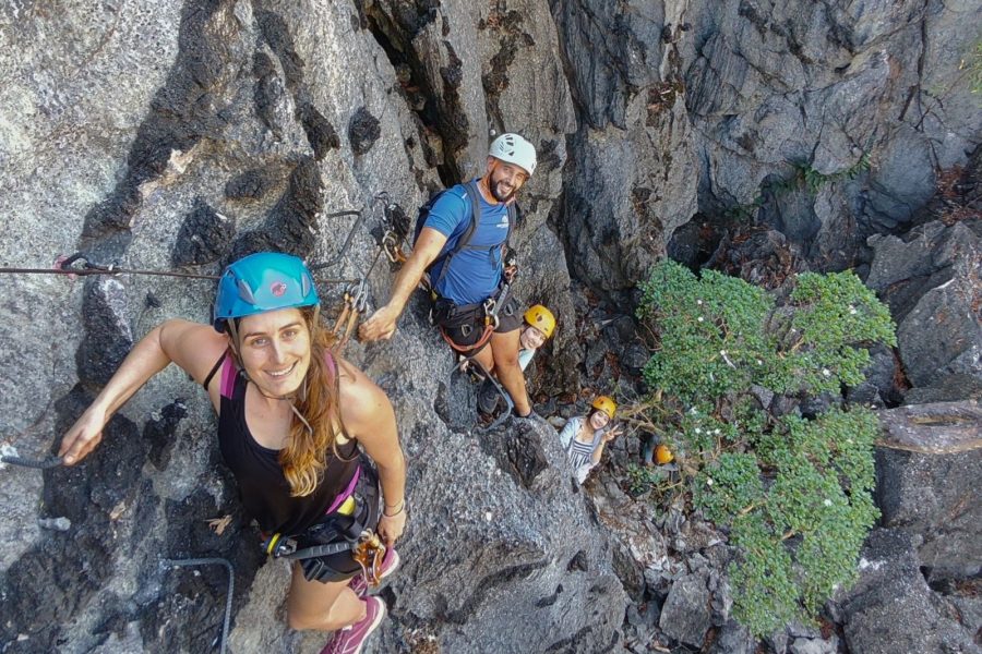 Viaje de aventura en Laos con ríos, selva, cuevas, cascadas y grupo reducido